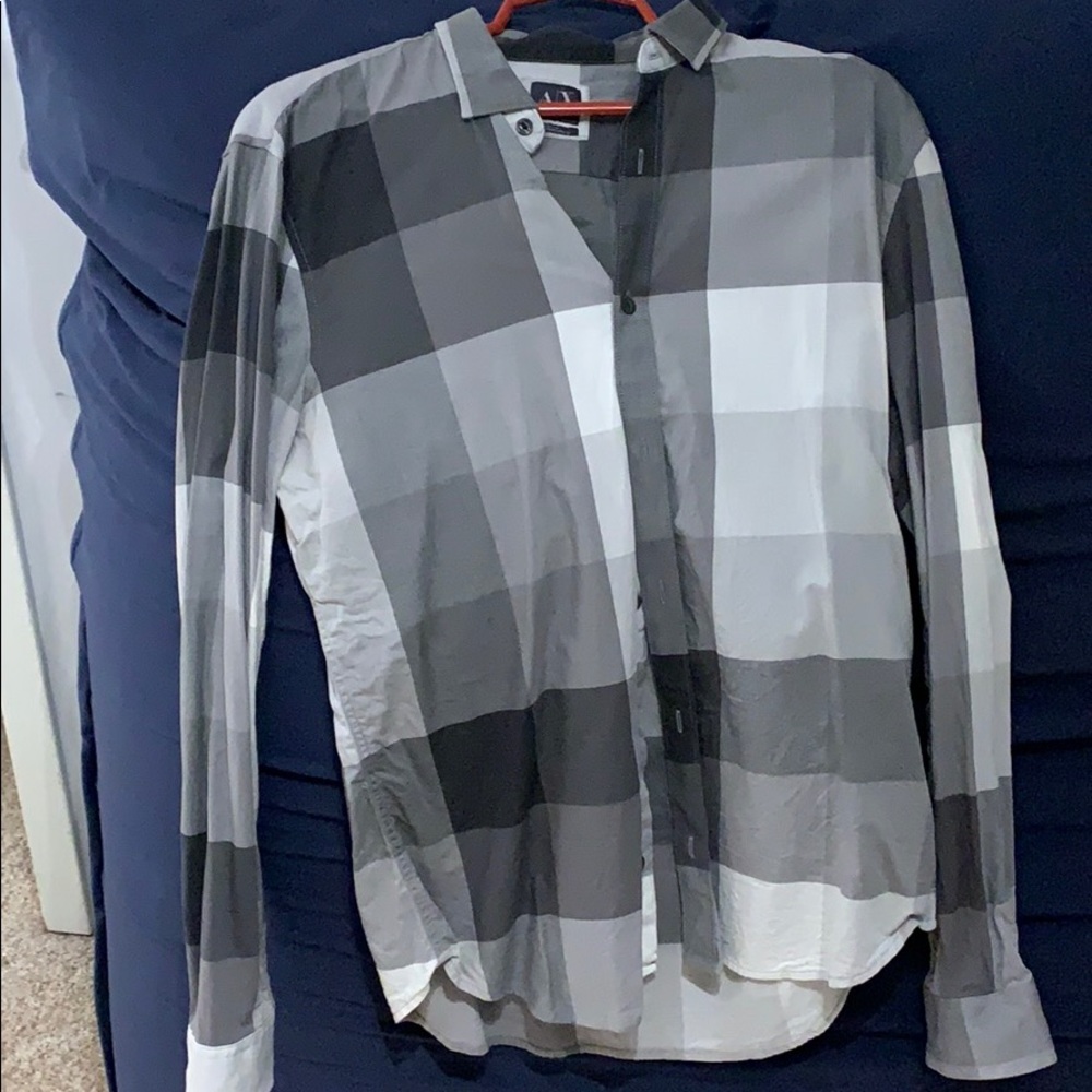 Men’s casual button down